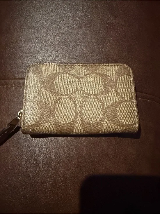 Coach Signature Zip Card Case in Khaki and Gold-Tone