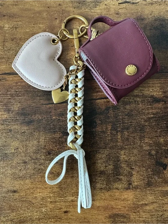 Steve Madden Plum & Cream Faux Leather 3-Piece Bag Charm Keychain Set NWOT