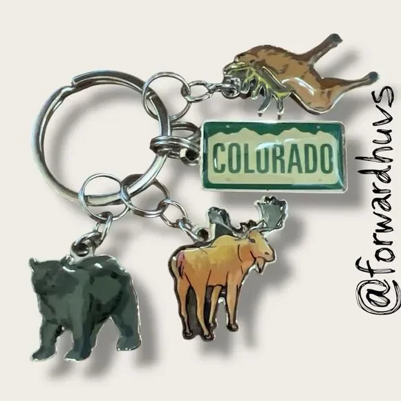 Colorado Wildlife Souvenir Keychain – Moose, Elk, and Bear Charms – Metal & Enam
