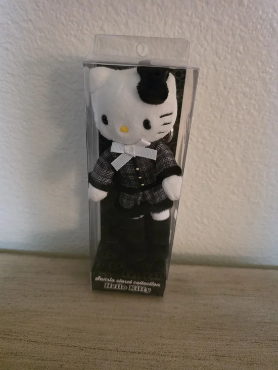 Hello Kitty Black & White Plush Figurine Key Chain/Clip by Sanrio