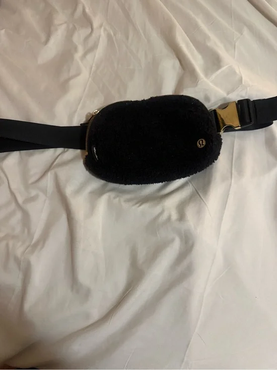 lululemon athletica Black Sherpa Waist Pouch with Gold Accent