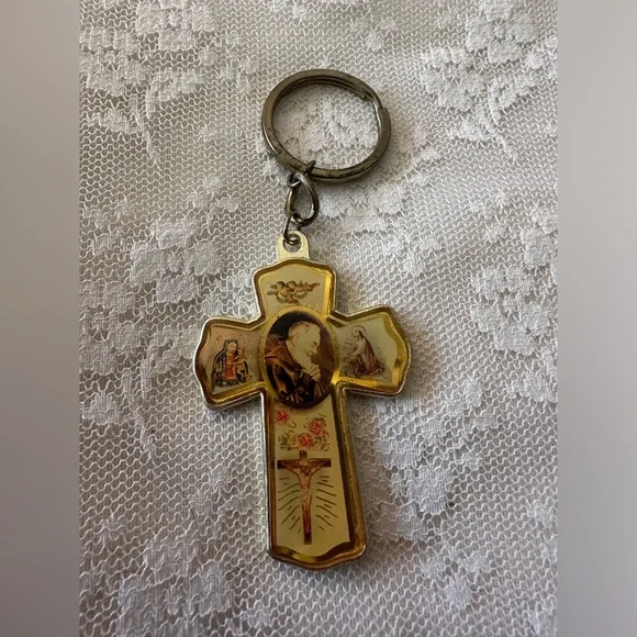 Religious Cross Keychain Padre Pio Gold Tone Medal Keychain
