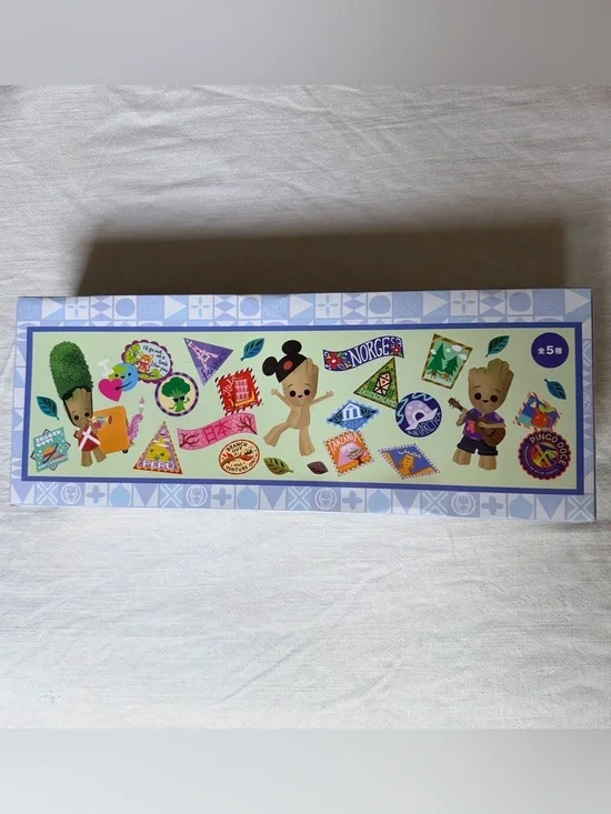 TOKYO DISNEY RESORT It’s A Small World Groot Plush Keychain/Bag Charm Set