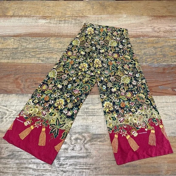 Donny‎ Brook Vintage Scarf granny core