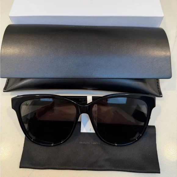 Brand New!Saint Laurent YSL 58mm Sunglasses in Black/Black with Gold Hardware