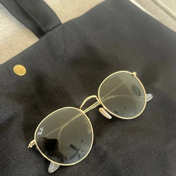 Ray-Ban Classic Gold Frame Sunglasses