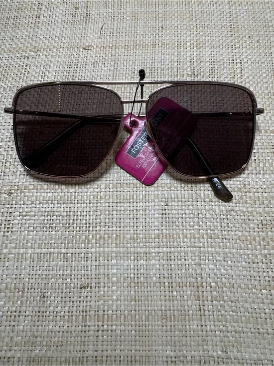 NWT Foster Grant Oversized Square Aviator Sunglasses Brown Gold Metal