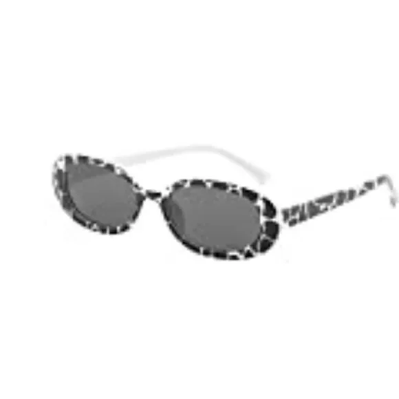 Oval Small Vintage animal print Tinted Lens