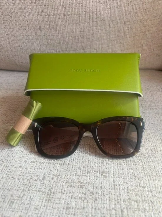 BRAND NEW TORY BURCH SUNGLASSES 0TY7225U