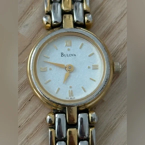 Bulova Vintage Ladies Watch Two-Tone Bracelet Pearl Dial Stainless Case New Batt