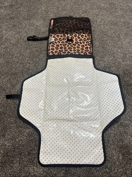 Leopard Print Foldable/Detachable Baby Changing Mat