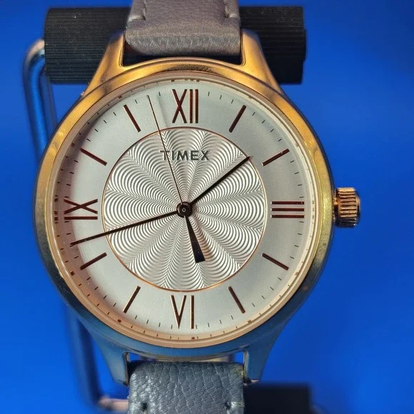 2018 Timex Waterbury Classic Guilloche 36mm Women's Quartz Watch Leather Strap‎