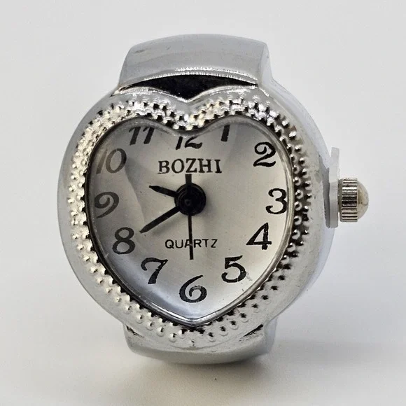 LOVE Ring Watch Women White Dial Analog Quartz Watch Stretch Band Finger Watch‎