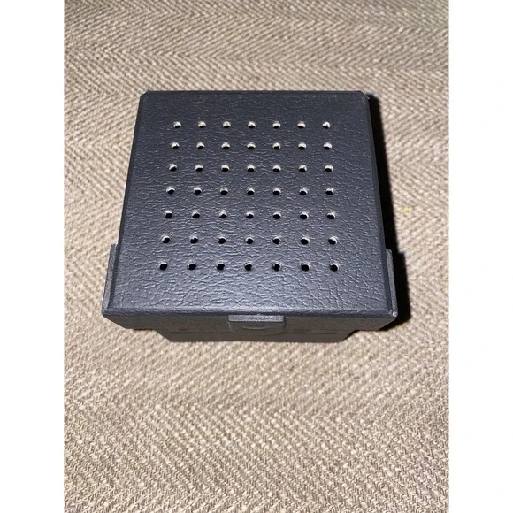 AUTHENTIC DIESEL BLACK SINGLE PRESENTATION WATCH BOX  And Watch‎ PILLOW