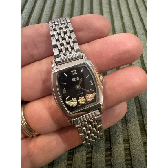 SDG South Dakota Gold Women's Watch - Needs New‎ Battery