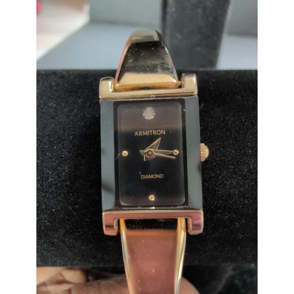 ARMITRON 75/5322GP Diamond Quartz Analog Women's Watch New Battery