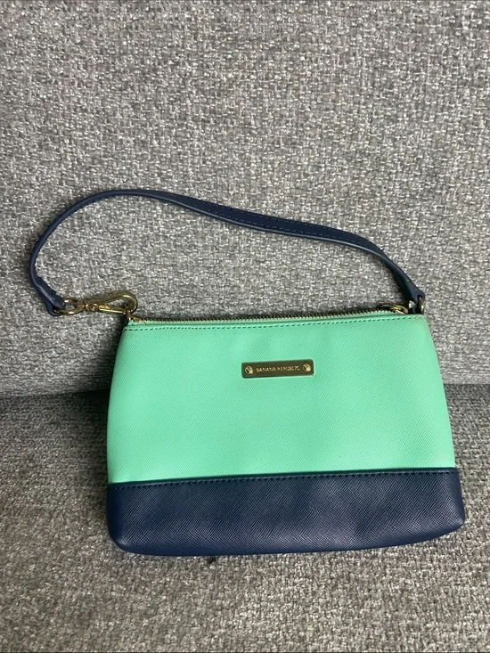 Banana Republic Mint & Navy Colorblock Wristlet