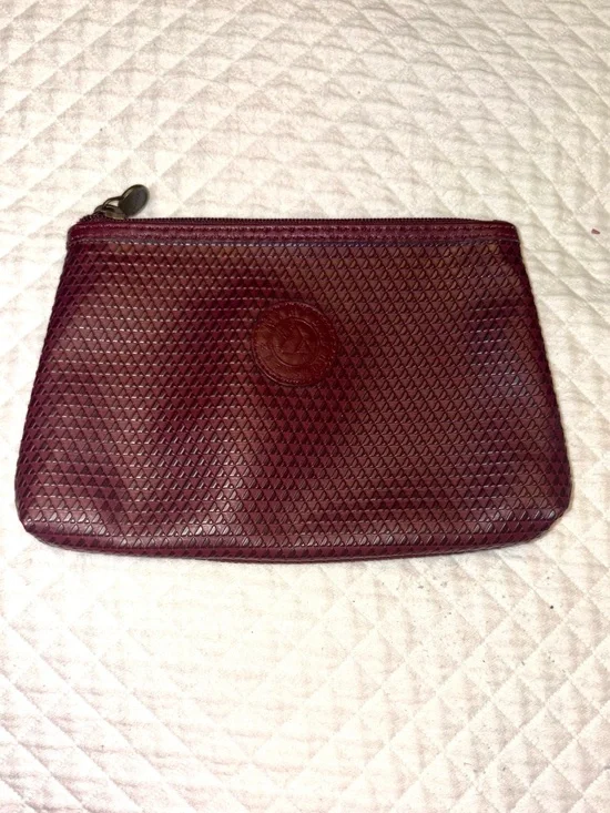 Liz Claiborne Textured Burgundy Zip Cosmetic Pouch