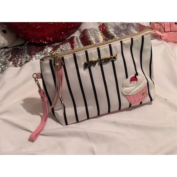 BJ betsey johnson vintage cupcake stripe  makeup cosmetic small bag heart