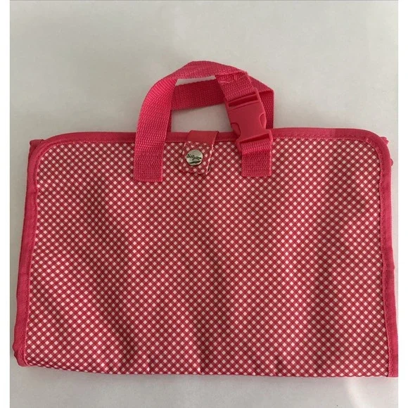 thirty one hanging folding toiletry jewelry bag In Pink checkered print‎