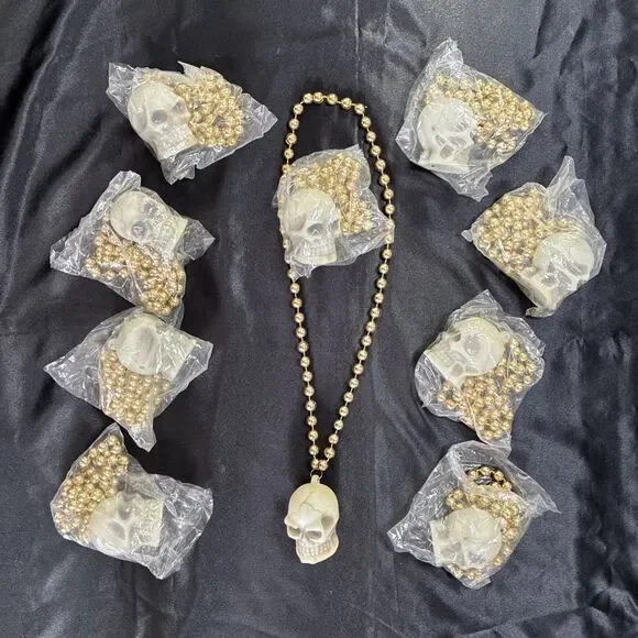 Halloween Beads Skull Necklace Party Favor Lot/10 Gasparilla Mardi Gras Plastic