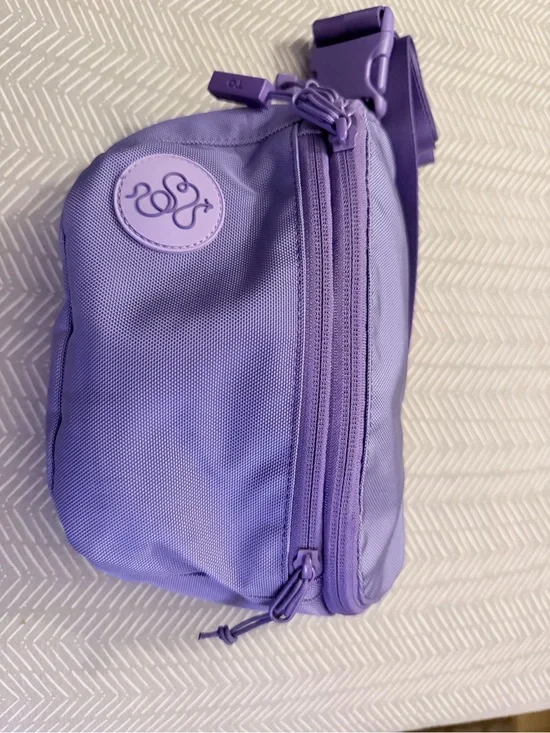 Lilac Crossbody Fanny Pack - Lightweight Everyday Bag