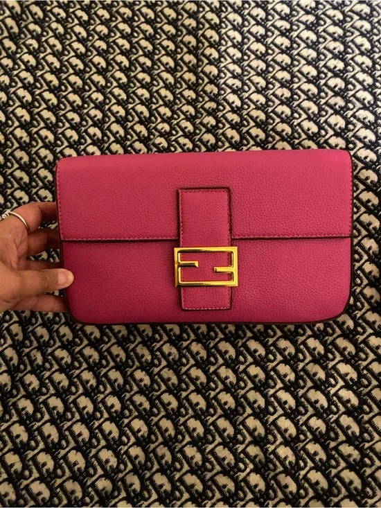 Fuchsia Inspired Leather Shoulder Bag with Gold Buckle