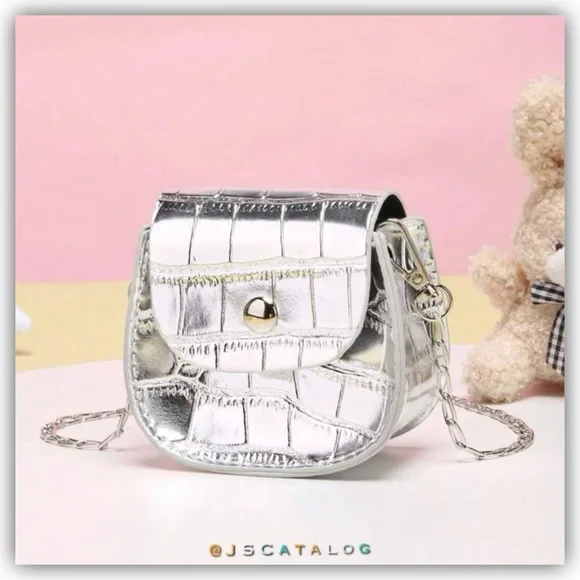 NEW Silver Leather Crossbody Coin Purse Bag