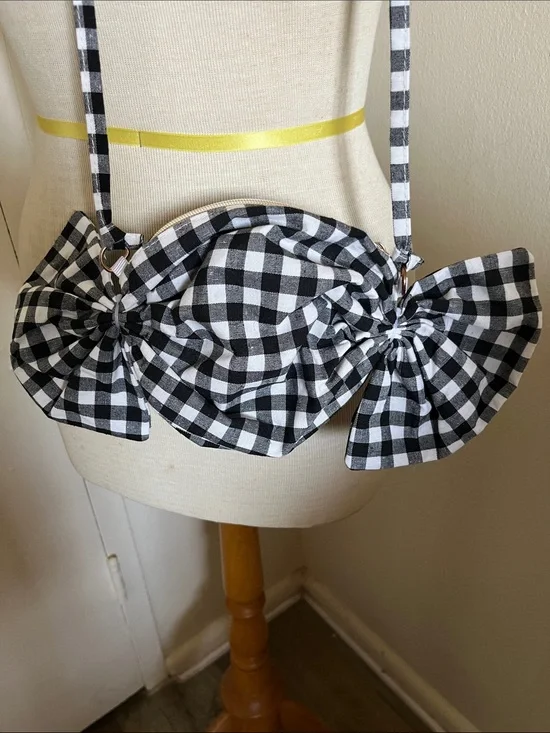 Cute Black and White Gingham Bow Candy-Shape Crossbody Bag