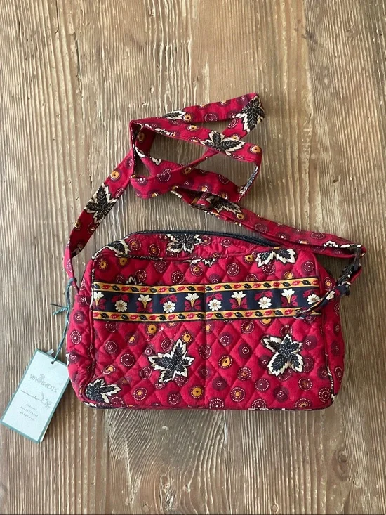 Vera Bradley vintage retired Red Coin/Maple Leaf Quilted Crossbody
