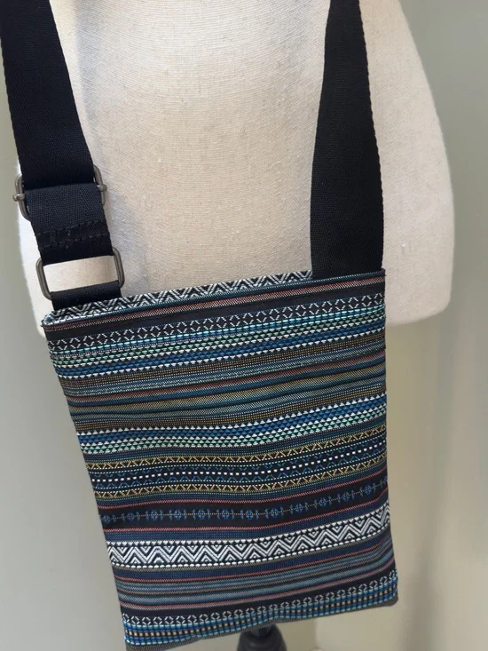 Striped Geometric Patterned Crossbody Bag