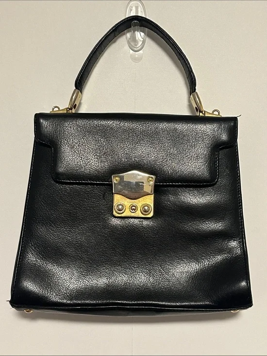 Vintage Suzy Smith Classic Black Leather Top-Handle Bag