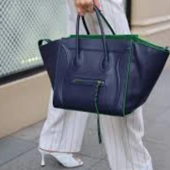 💯 AUTH Celine  Phantom handbag
