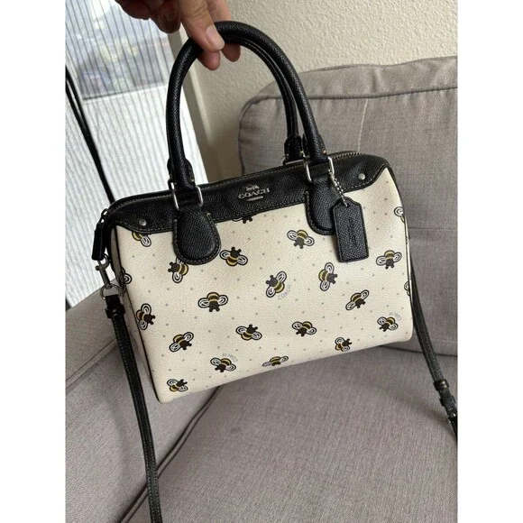 RARE! Coach Mini Bennett Bee Print Satchel Black Chalk Leather Crossbody F26167
