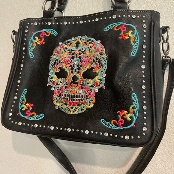 Montana‎ west bling skull purse/wallet