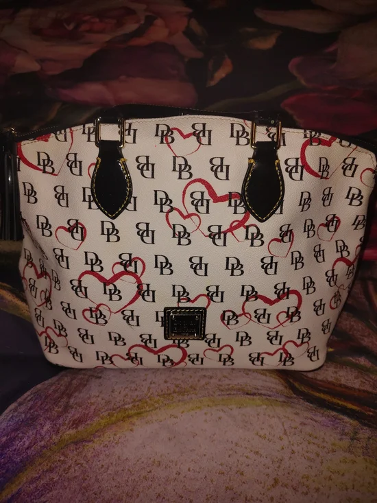 Dooney & Bourke White Tote with Red Heart Print and Black Trim