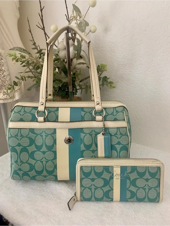 Coach Classic Signature Logo Satchel Purse & Wallet Set