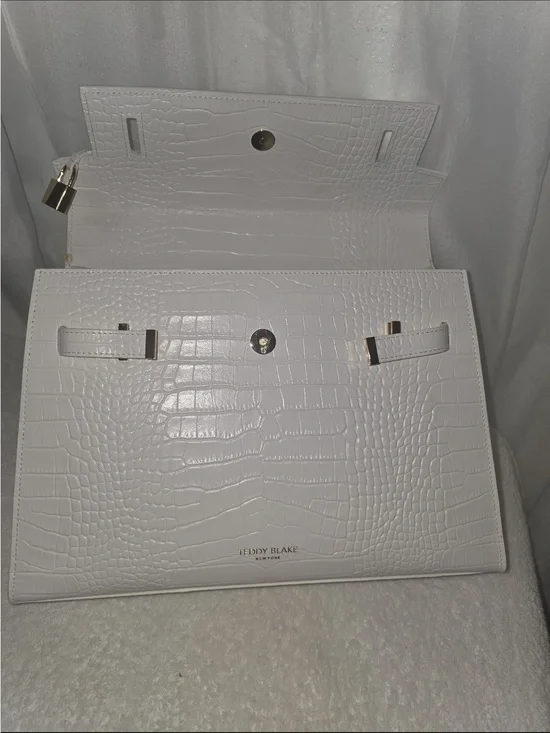 Ava croco 14” white teddy Blake