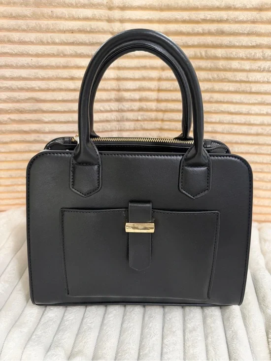 Classic Black Structured Women's Handbag - Unbranded