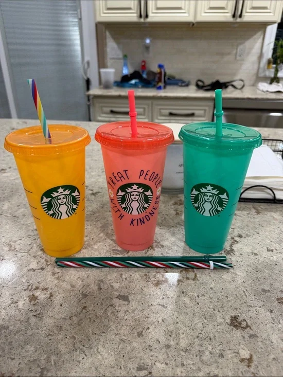 Starbucks reusable Cold cups with Straws