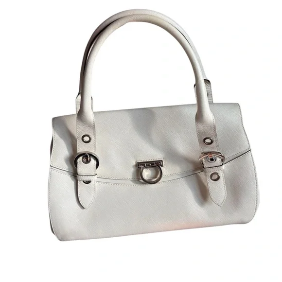 Salvatore Ferragamo Gancini Off White Handbag EUC $2500 Bag!!