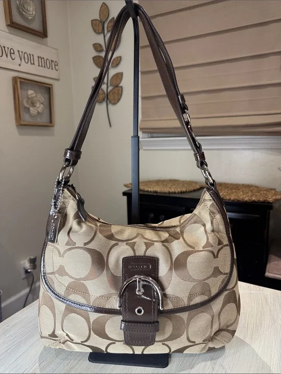 Y2K Coach Signature SoHo Flap Canvas Hobo Bag in Khaki/Brown Patent Trim-EUC