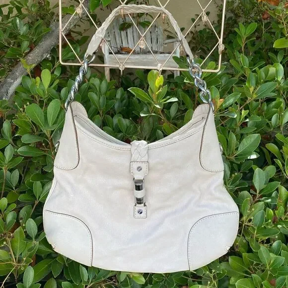 Michael Kors Ivory Hobo Magnetic Cylinder Shoulder Purse/Bag. VGUC!