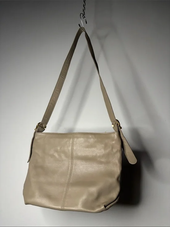 Stone Mountain Neutral Gray Leather Shoulder Bag Gold Hardware Vintage