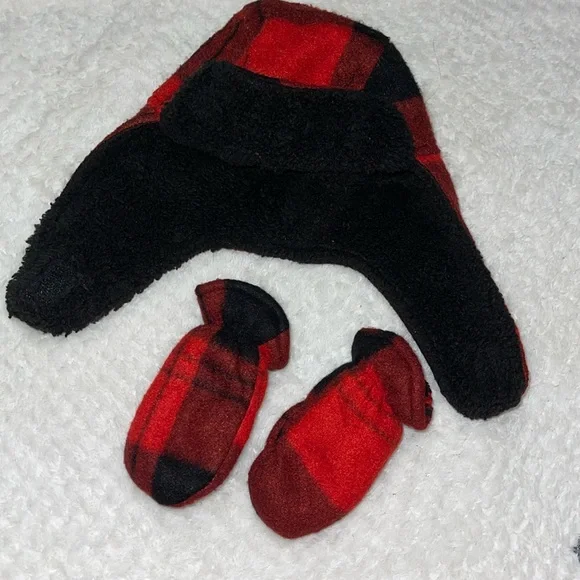 Hat and Mittens