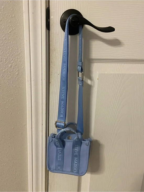 STEVE MADDEN Periwinkle Blue Faux Leather Mini Purse