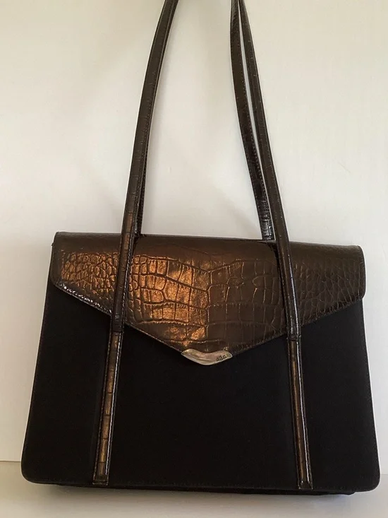 Vintage Ralph Lauren Black Shoulder Bag with Croc-Embossed Flap and straps