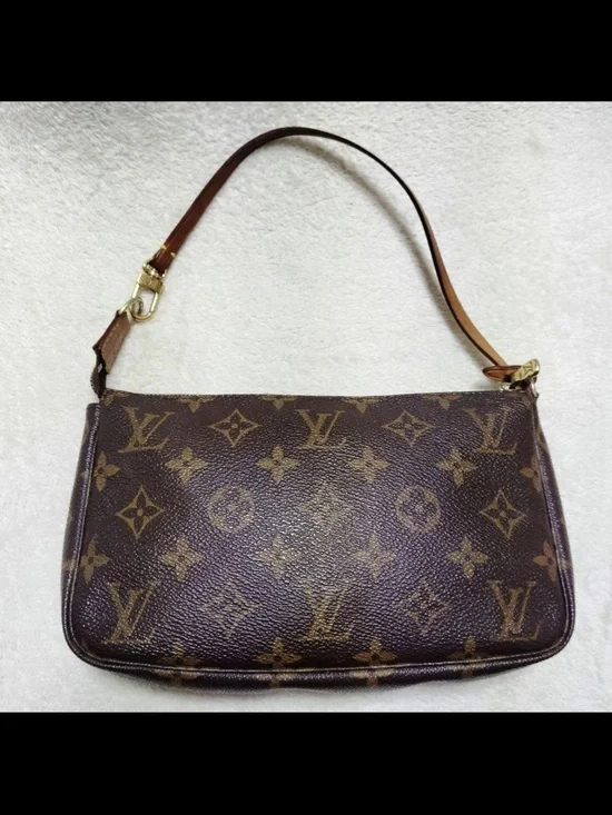 Louis Vuitton Monogram Canvas Shoulder Pochette in Brown and Tan