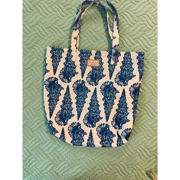 Lilly Pulitzer Estee Lauder Canvas Tote Bag Blue Teal Seashell‎ Print Beach Bag