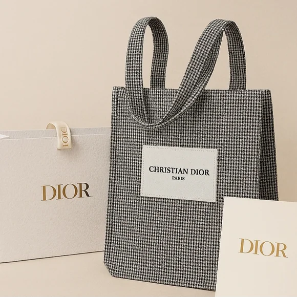 Dior Tote & gift bag With card